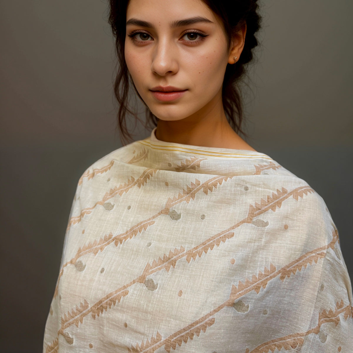 Jamdani DAPHNE Shoulder Wrap