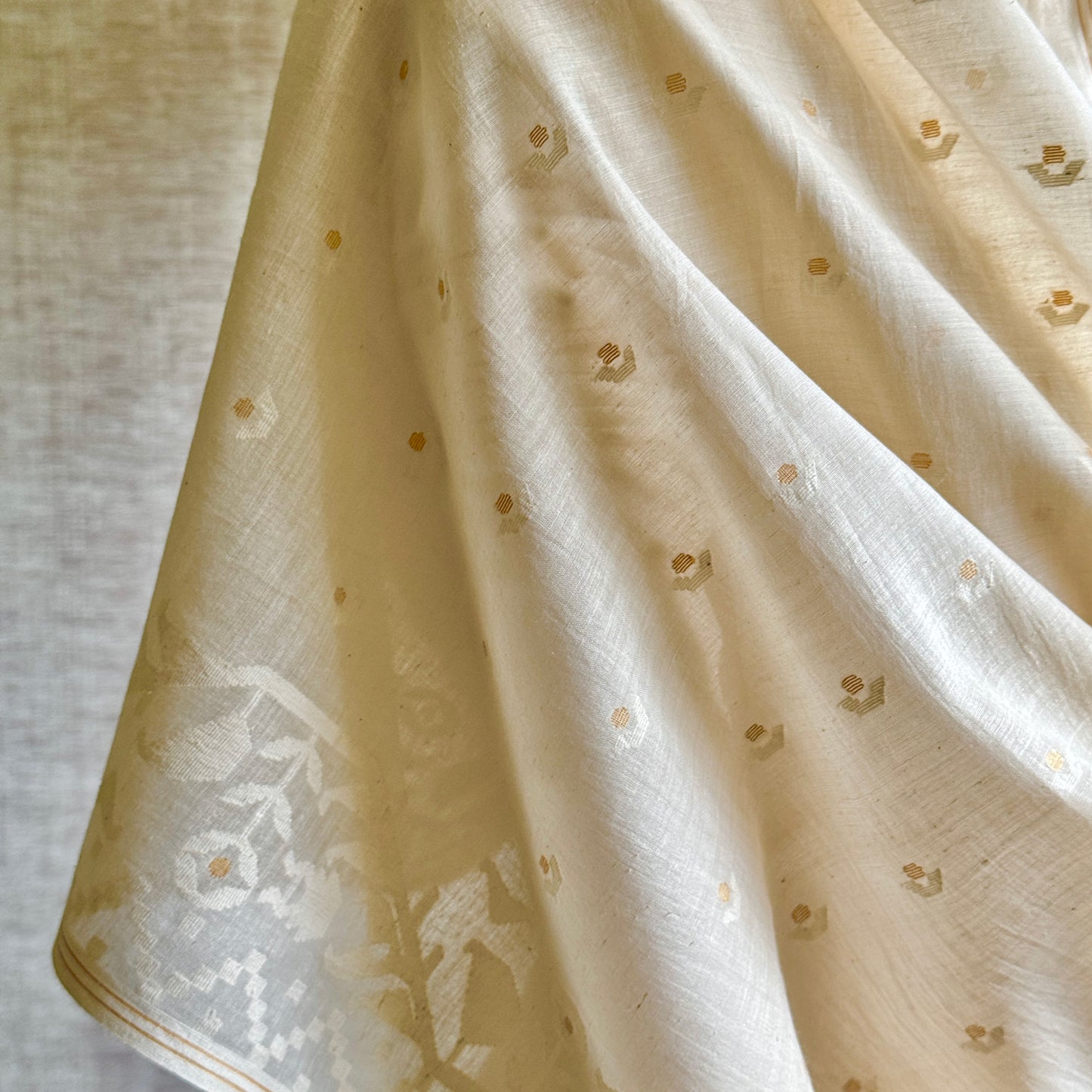 Jamdani DIYA Shoulder Wrap-Preorder