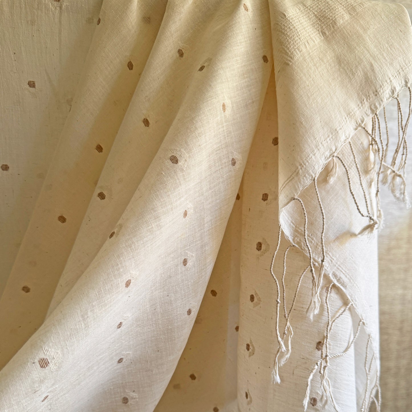Jamdani GAIA Shoulder Wrap