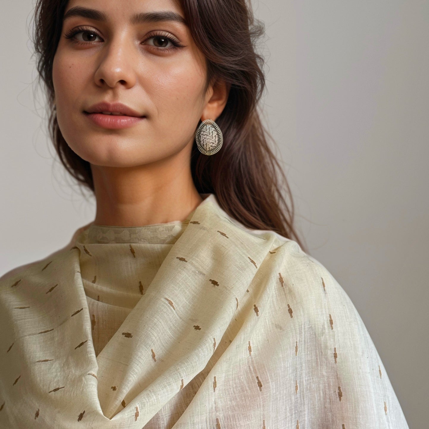 Jamdani LIOR Shoulder Wrap