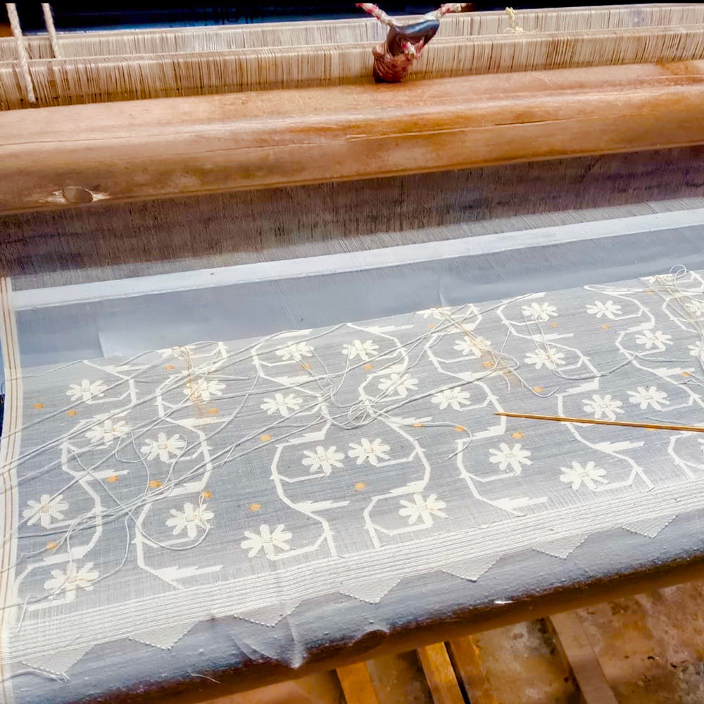 PREORDER Jamdani PARIJAT Shoulder Wrap