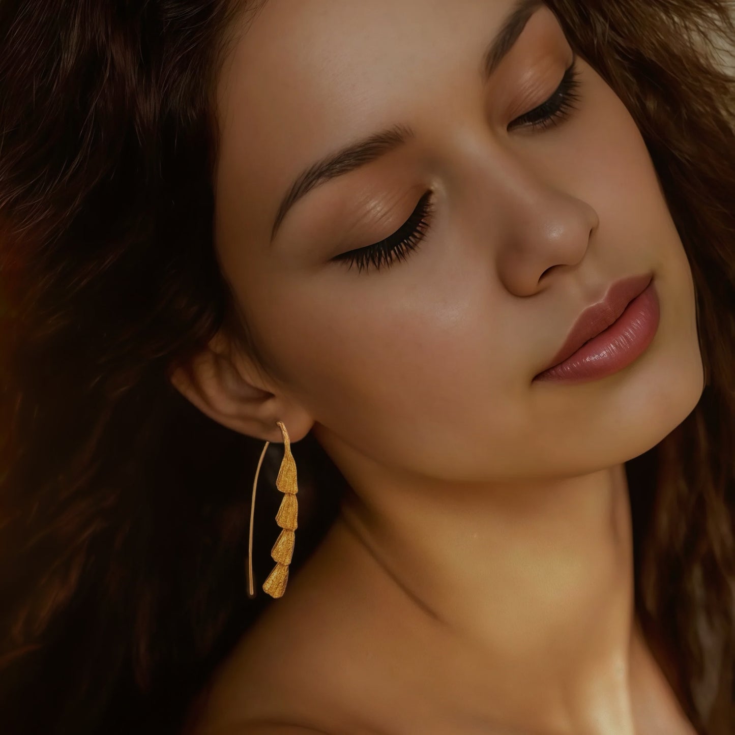 AMMIL Pod Dangle Earrings
