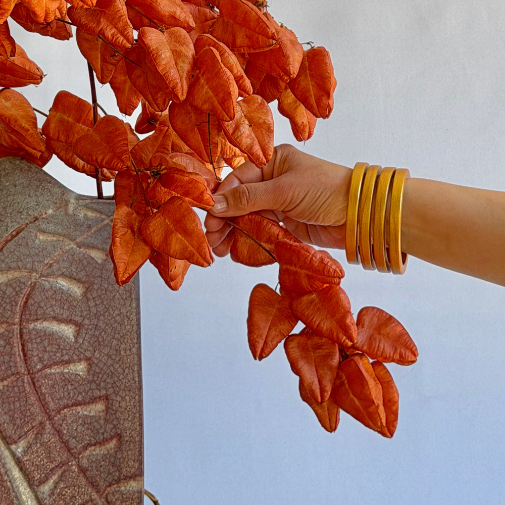 AURUM Handmade Gold Lac Bangle