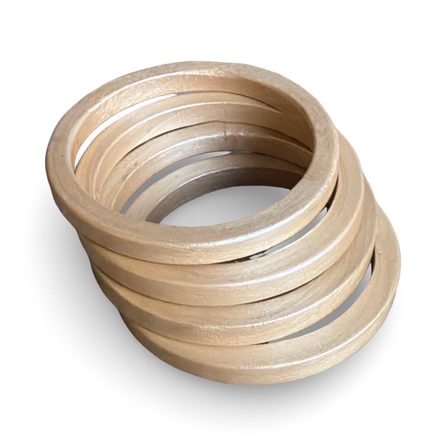 CONCH Handmade Peach Ivory Lac Bangle