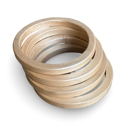 CONCH Handmade Peach Ivory Lac Bangle