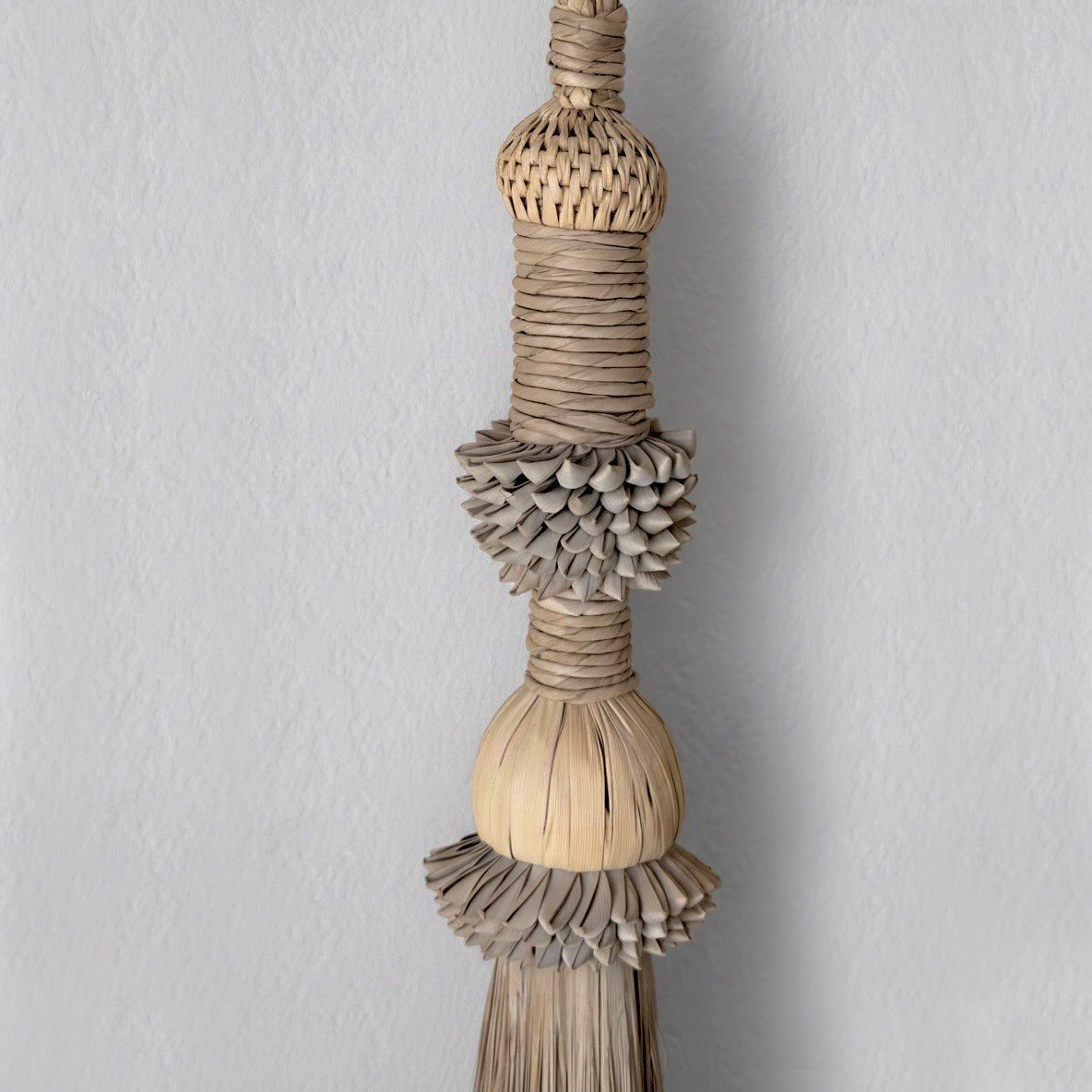 BLOOM Maang Wall Decor Brush