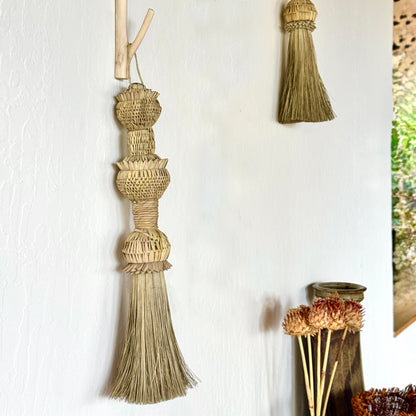 BUD Maang Wall Decor Brush