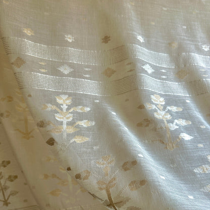 Preorder-Jamdani Moonlit Meadows Handwoven 200 Count Cotton Sari