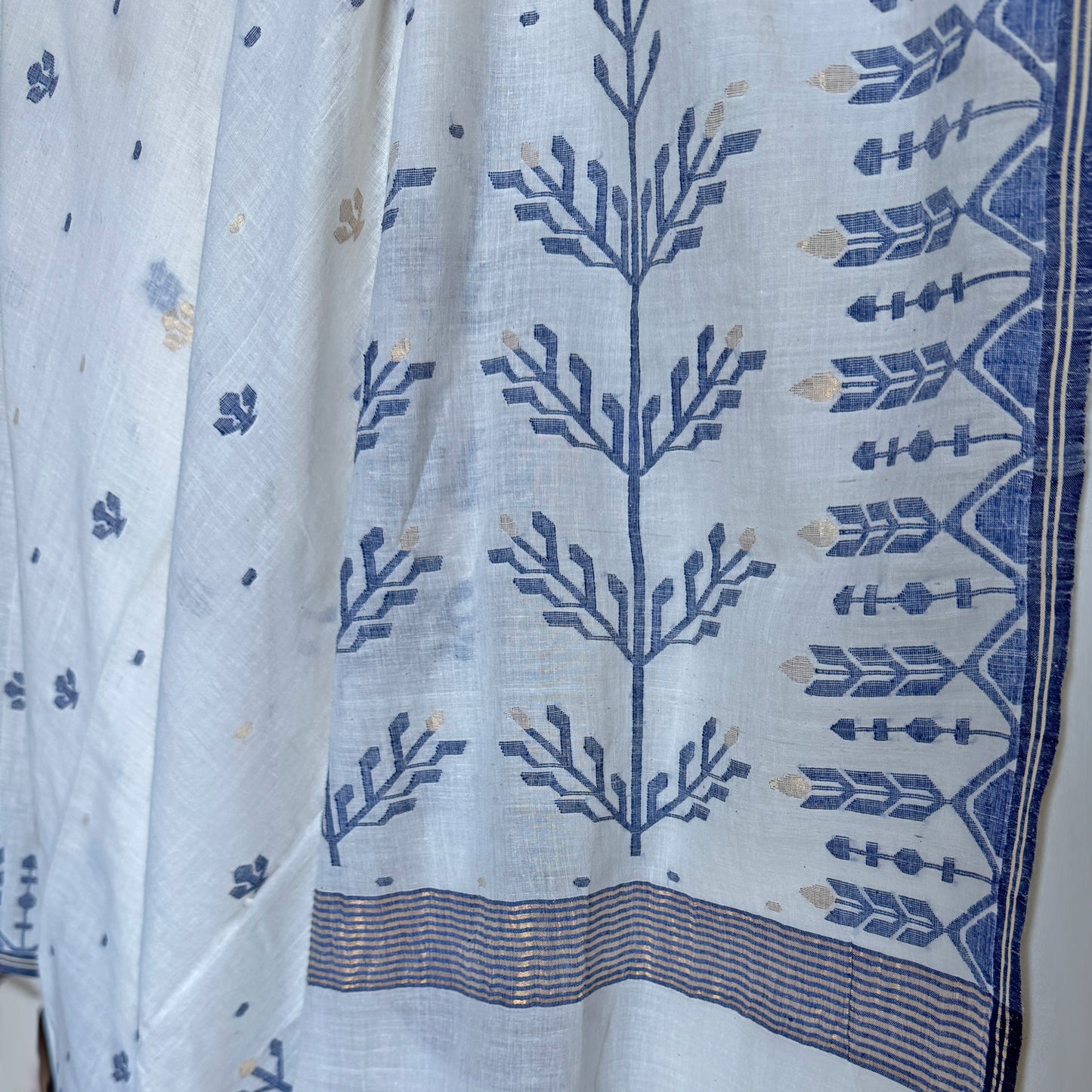 Jamdani NEEL VRIKSH Needlework Handwoven Cotton Sari