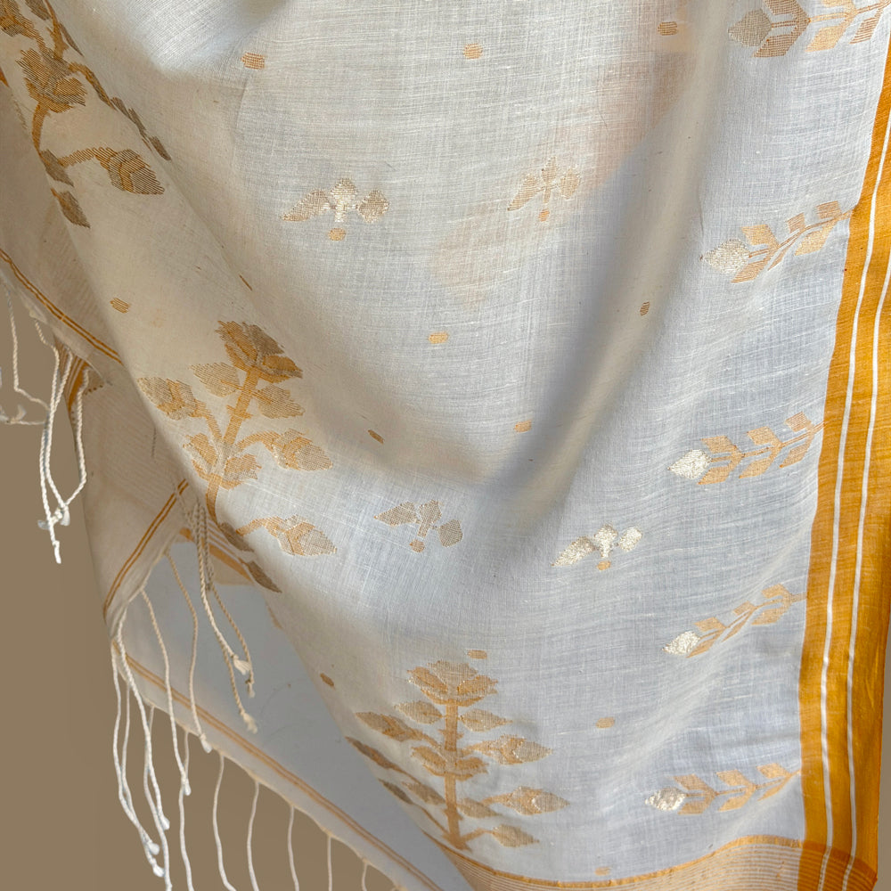 ISHA Jamdani Handwoven Cotton Real Zari Sari & Blouse