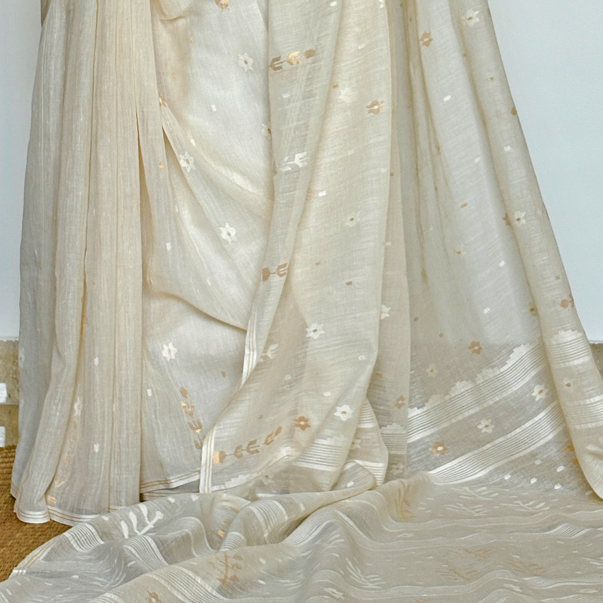 Nargis Handwoven Jamdani Cotton Sari